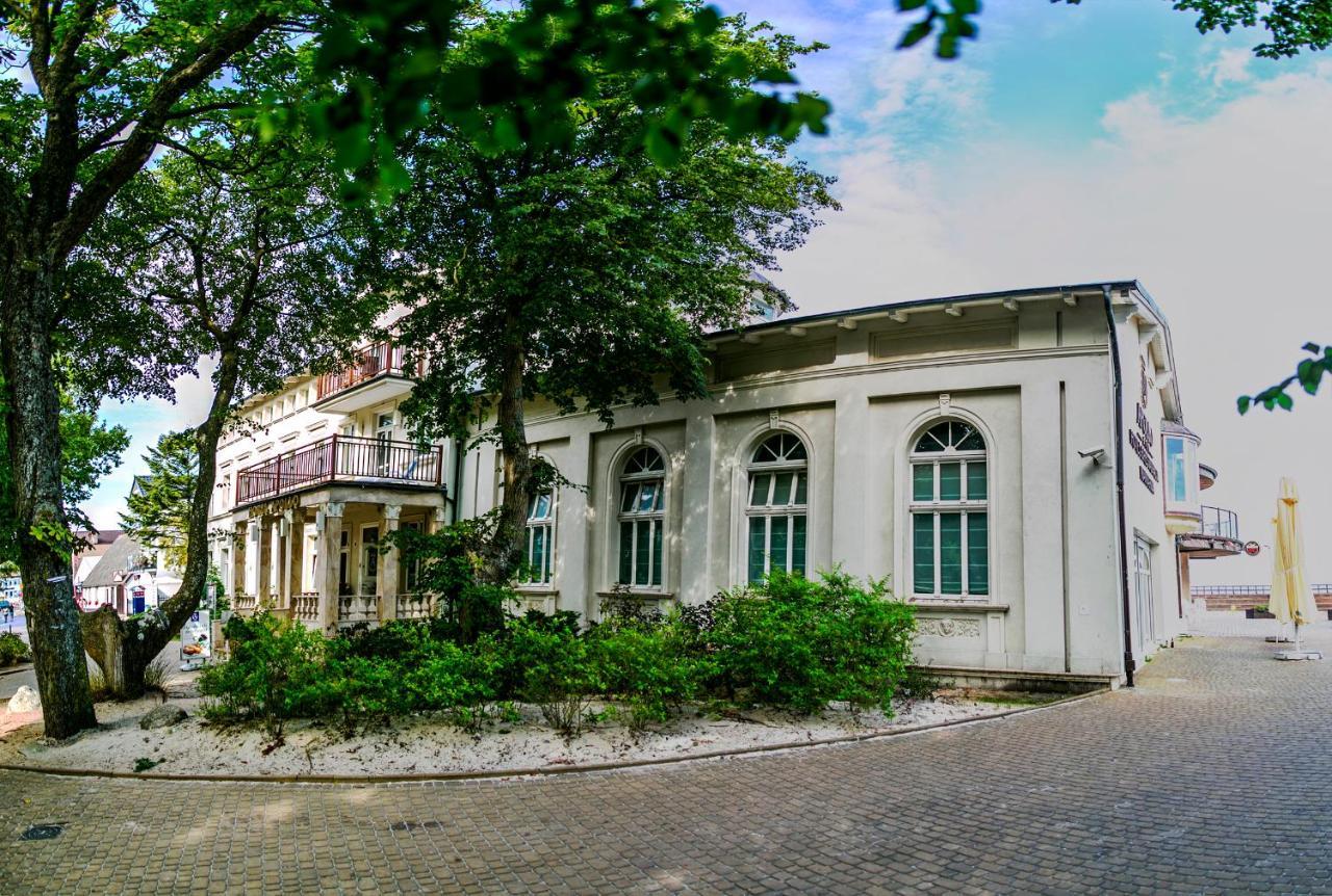 Hotel Apollo Дарволко Екстериор снимка