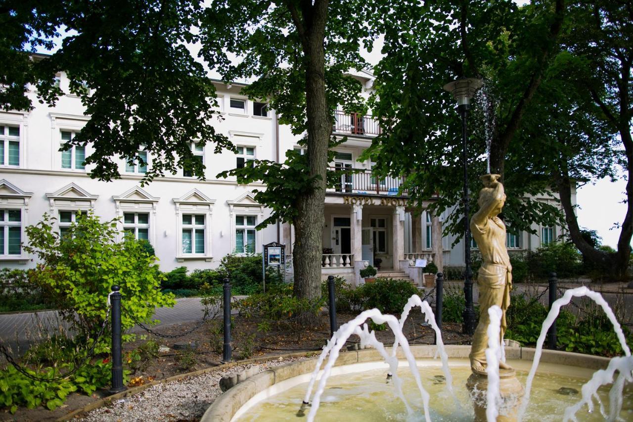 Hotel Apollo Дарволко Екстериор снимка