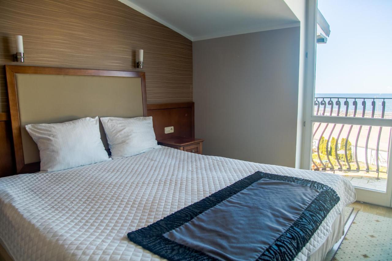 Hotel Apollo Дарволко Екстериор снимка